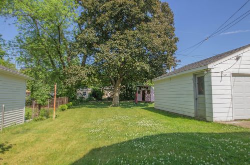 604 99, Milwaukee WI 53226-4312 exterior