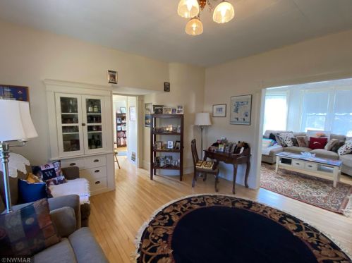 403 6th St, Fosston MN 56542-1106 exterior