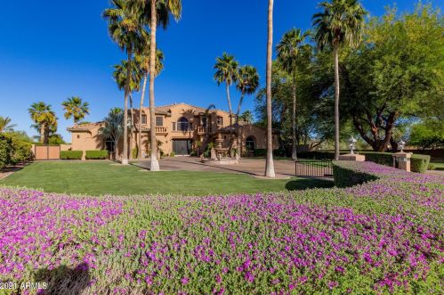 25401 45th Dr, Phoenix AZ  85083-2243 exterior