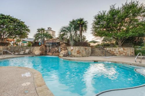 2719 Frst Mnr Dr, Frisco TX 75034-4680 exterior