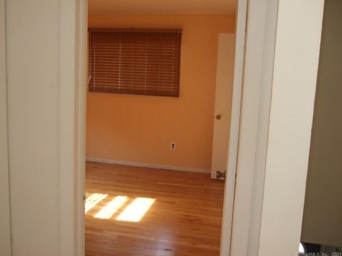 22 Ryan Ave, Norwalk CT 06854-4630 exterior