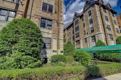 166 Dithridge St, Pittsburgh PA  15213-2699 exterior