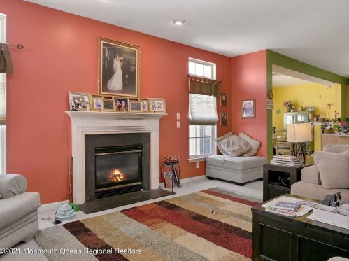 39 Timberline Rd, Berkeley Township NJ 08721-2108 exterior