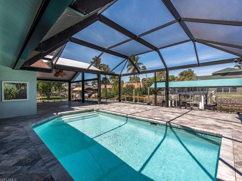 2457 Clipper Way, Naples FL 34104-3321 exterior