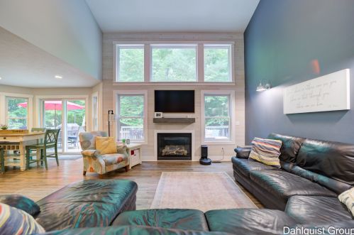 1626 Orshal Rd, Meskegon MI 49445-8804 exterior