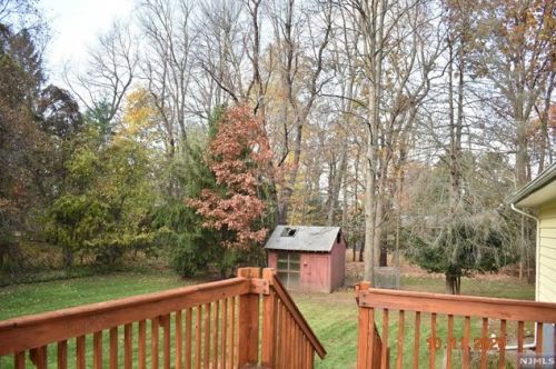 199 Knickerbocker Rd, Demarest NJ  07627-1011 exterior