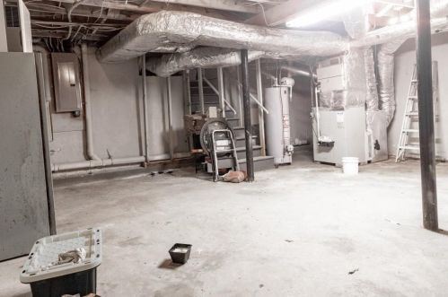 2957 Eleanor Ter, Atlanta GA  30318-6078 exterior