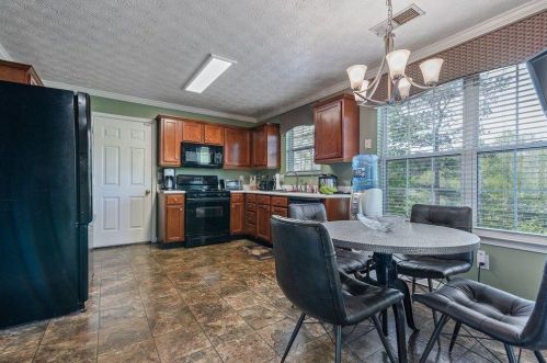 1282 Summerstone Trce, Austell GA exterior