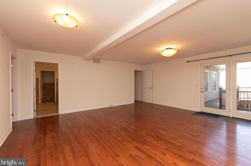 479 Pheasant Dr, Huntingdon Valley PA  19006-3047 exterior