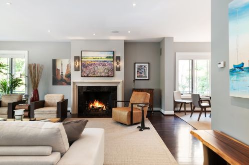 819 Castlewood Ter, Chicago IL  60640-4216 exterior