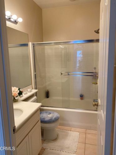 1331 Martin Luther King Jr Dr, Oxnard CA  93030-2575 exterior