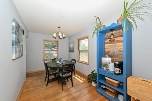 8224 52, Milwaukee WI 53223-3517 exterior