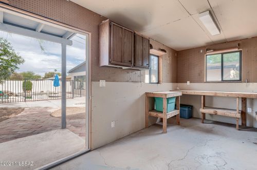 4901 17th St, Tucson AZ  85711-4354 exterior