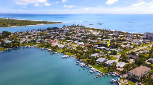 352 Fernandina St, Fort Pierce FL 34949-3537 exterior