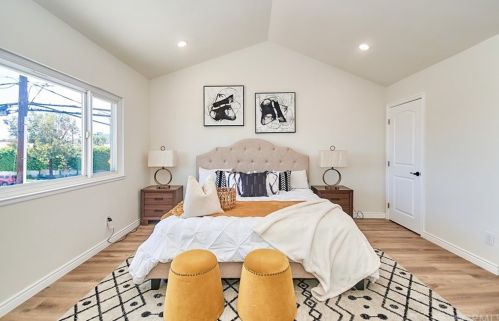 17522 Medford Ave, Tustin CA  92780-1922 exterior