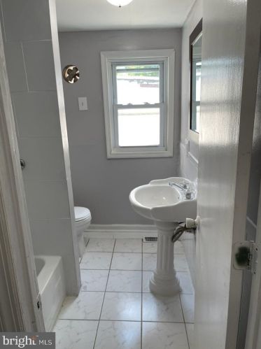 321 Hanover St, Trenton NJ exterior