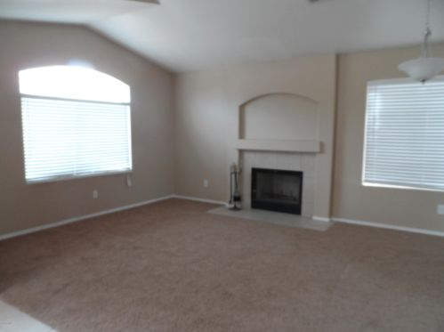 627 Shannon St, Chandler AZ  85225-3911 exterior