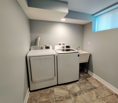 13929 Dearborn St, Chicago IL  60827-2071 exterior