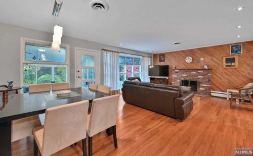 46 Mellon Ln, Tenafly NJ  07670-1952 exterior