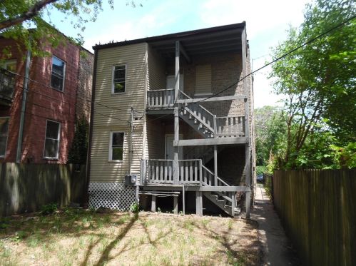 7028 Sangamon St, Chicago, IL 60621-1734