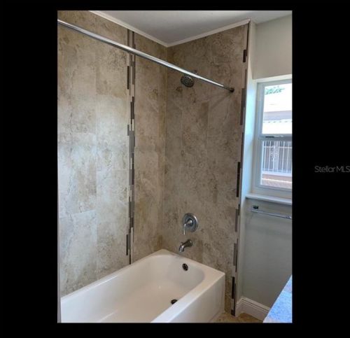 2911 Braddock St, Tampa FL 33607-1251 exterior