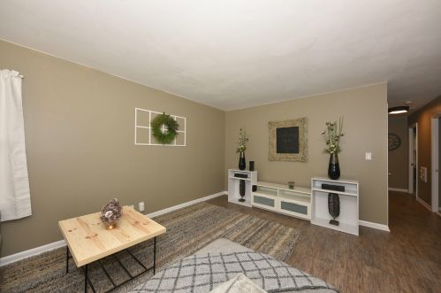 8100 Lancaster Ave, Milwaukee WI  53218-3652 exterior