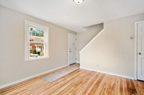 85-91 Putnam Cir, Springfield MA exterior