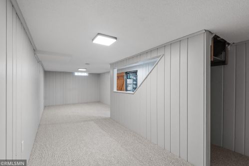 2083 Floral Dr, Saint Paul MN 55110-3849 exterior