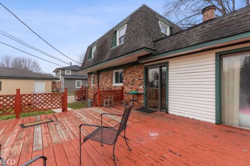 48186 Mdw Ln, New Baltimore MI 48051-2951 exterior