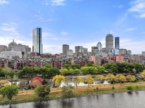 226 Beacon St, Boston MA exterior