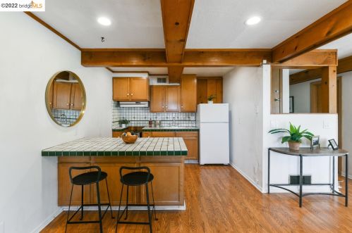 154 Avenida Dr, Berkeley CA 94708-2145 exterior