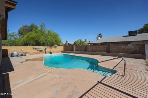 8831 Elm St, Phoenix AZ 85016-4839 exterior