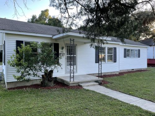 550 College Ave, Defuniak Springs FL 32435-2578 exterior