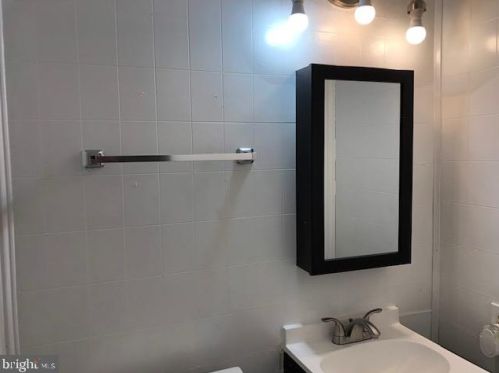 362 Rusling St, Trenton NJ 08611-1441 exterior