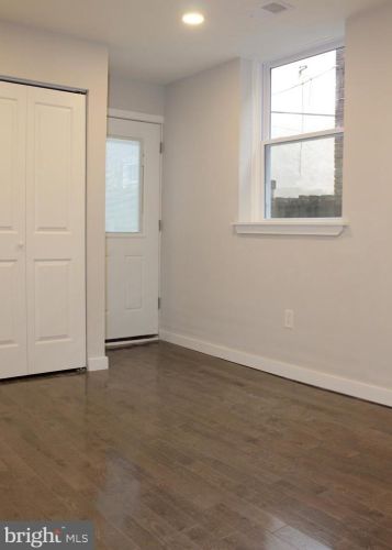 343 Christian St, Philadelphia PA 19147-4004 exterior