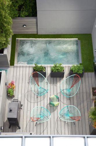 1257 Wolcott Ave, Chicago IL 60622-3675 exterior