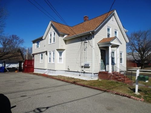 115 Winthrop St, Taunton MA 02780-4124 exterior