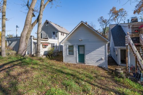 1408 Westnedge Ave, Kalamazoo MI 49007-2426 exterior