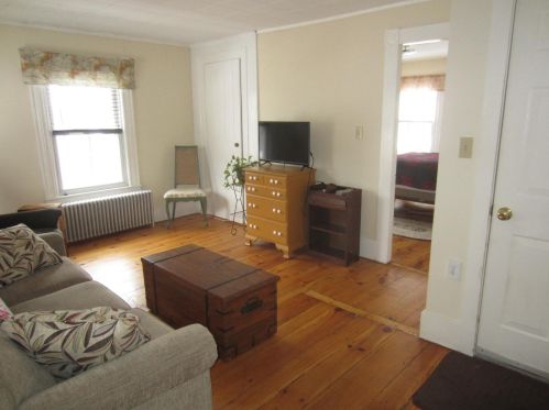 69 Warren St, Concord NH 03301-2941 exterior