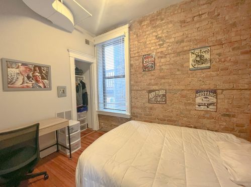 3765 Kenmore Ave, Chicago IL  60613-2905 exterior