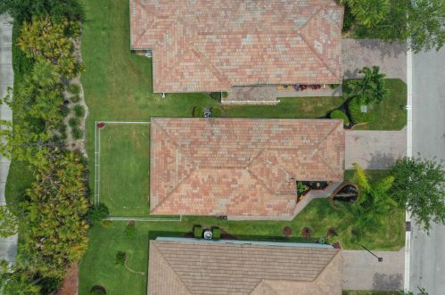 9979 Stonegate Dr, Fort Pierce FL 34987-2423 exterior