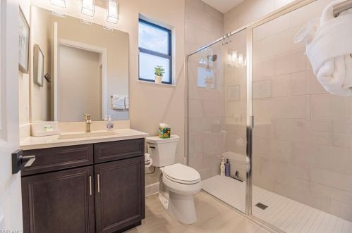 822 105 Ave, Naples FL 34108-1837 exterior