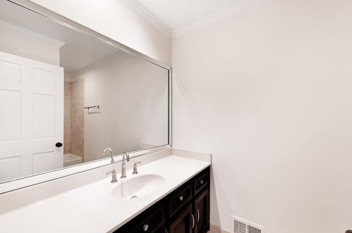 9615 Huntcliff Trce, Atlanta GA 30350-2615 exterior