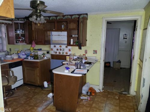 599 Hurtt Rd, Chickamauga GA 30707-3239 exterior