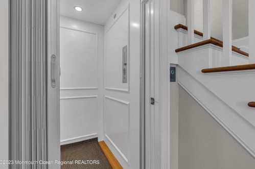 302 Trenton Ave, Point Pleasant Beach NJ 08742-2529 exterior