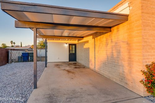 9301 29th St, Tucson AZ  85710-8015 exterior