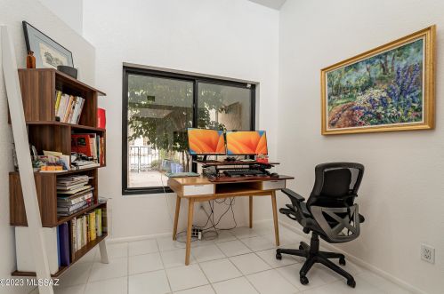 5221 1st Ave, Tucson AZ  85718-4701 exterior