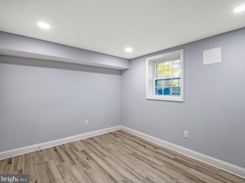 11816 College View Dr, Silver Spring MD  20902-2343 exterior