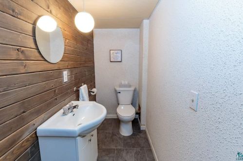 118 Faribault St, Duluth MN 55803-1728 exterior