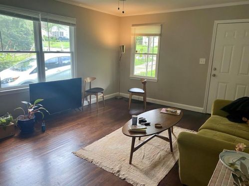 1135 Graymont Dr, Atlanta, GA 30310-3758